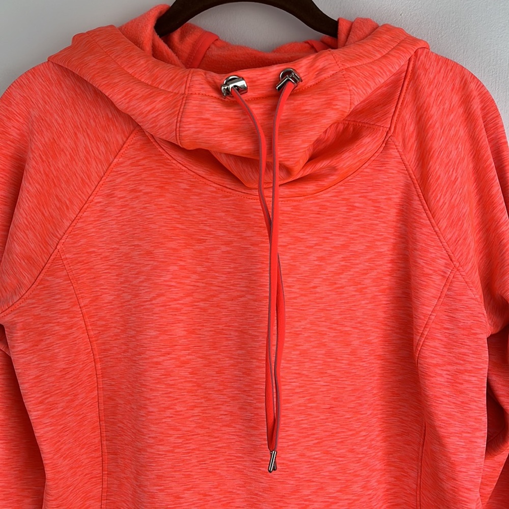 Athleta women’s Tranquility hoodie bright coral. Size Medium - Picture 4 of 11